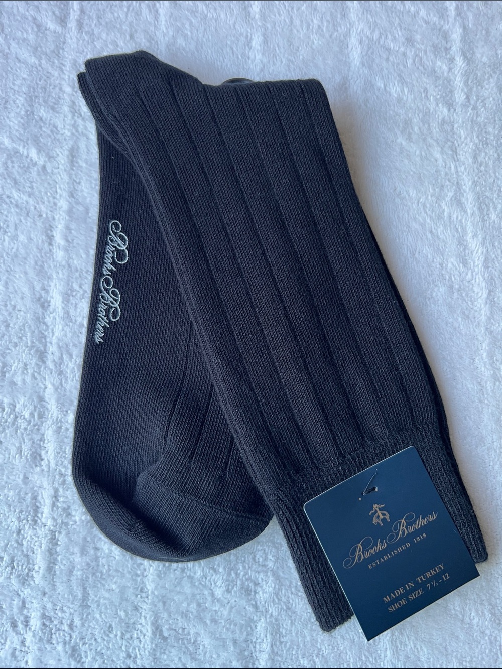 Brooks Brothers Men’s Cotton Blend Ribbed Crew Socks